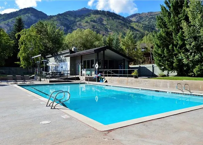 Rmr: Wind River 4 In Teton Village